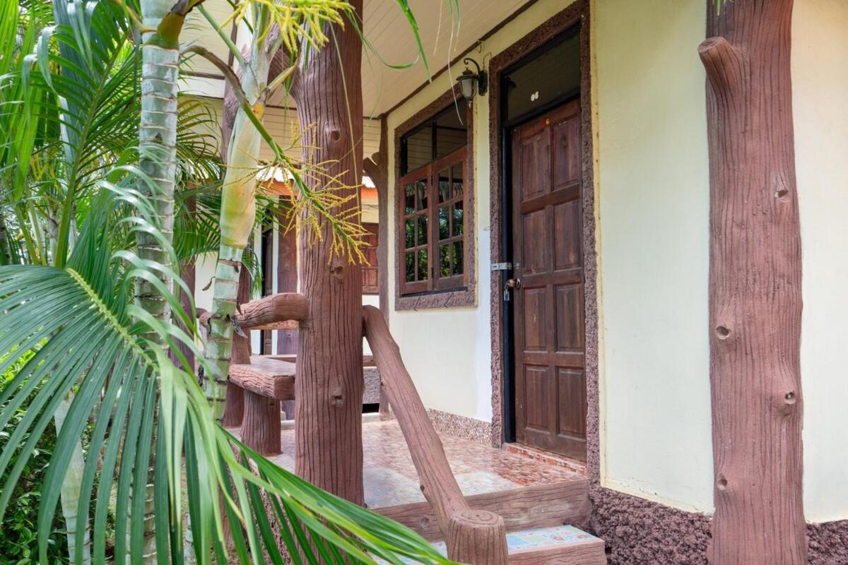 Lanta School Beach Resort Ko Lanta Exterior foto